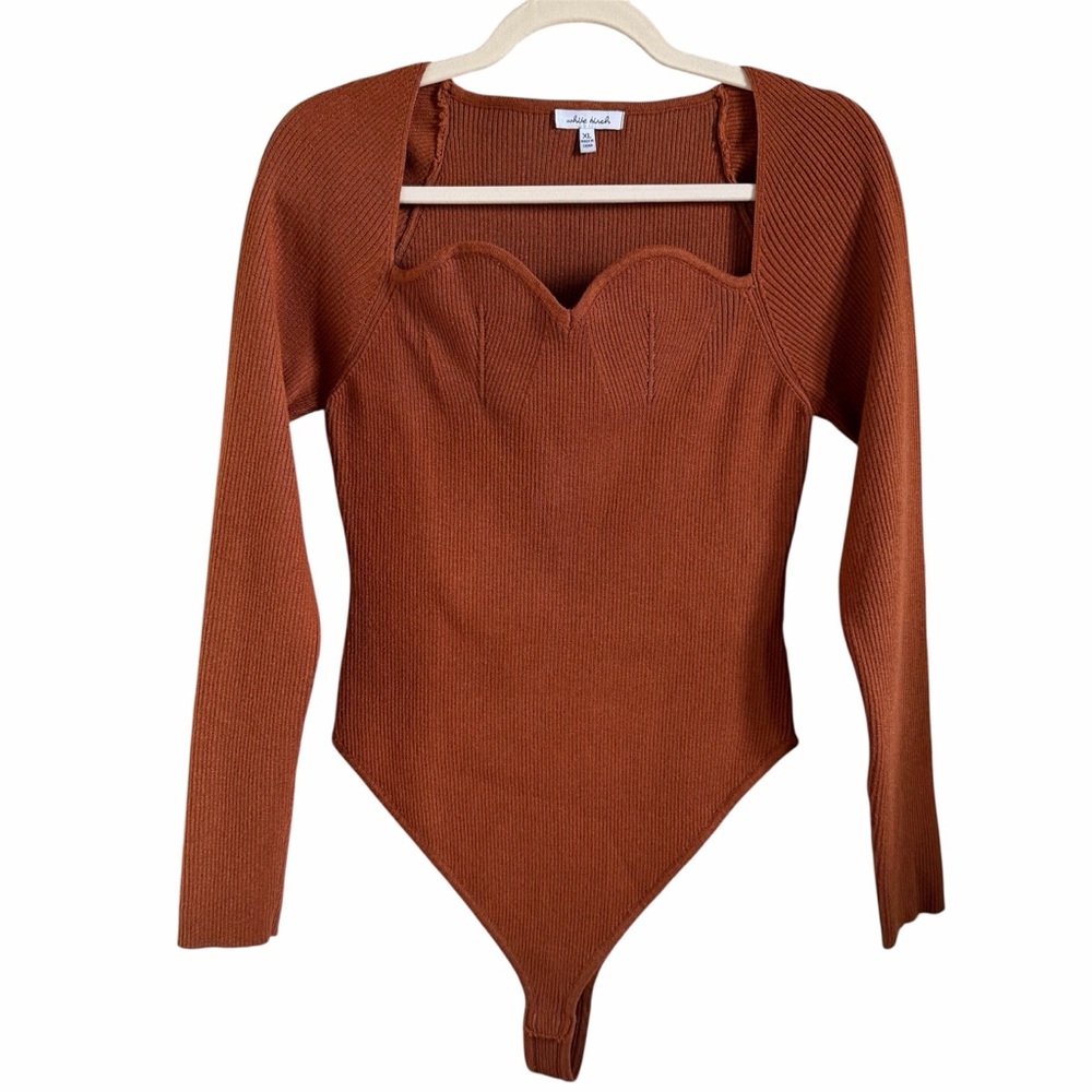 White Birch Ribbed Sweetheart Neckline Long Sleeve Bodysuit – Size XL